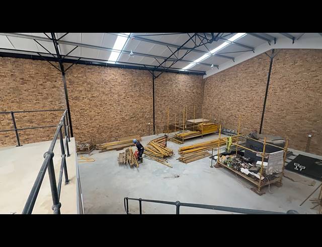 395M² WAREHOUSE FOR SALE IN BARTLETT